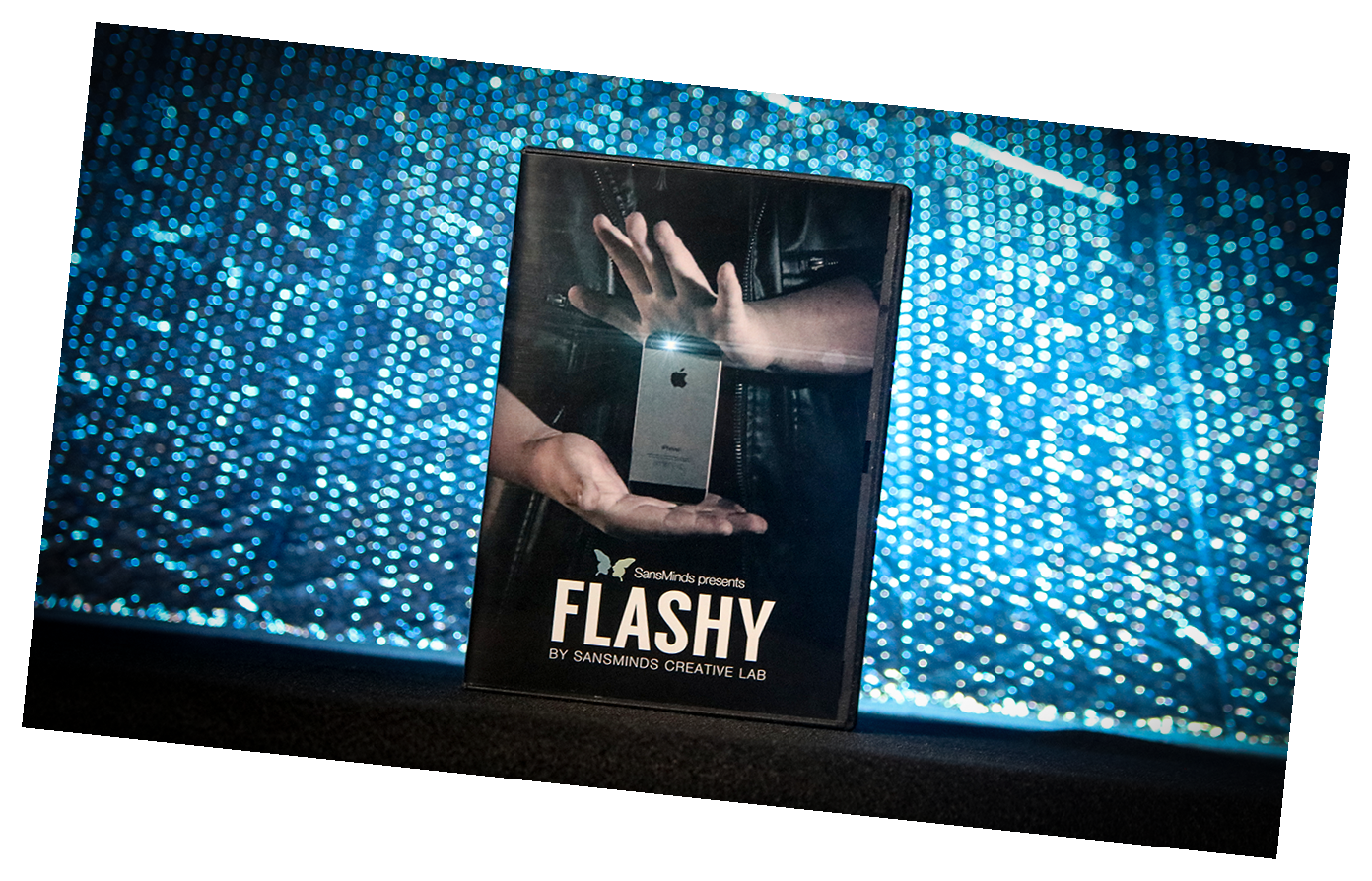 Flashy (DVD and Gimmick) by SansMinds Creative Lab - DVD